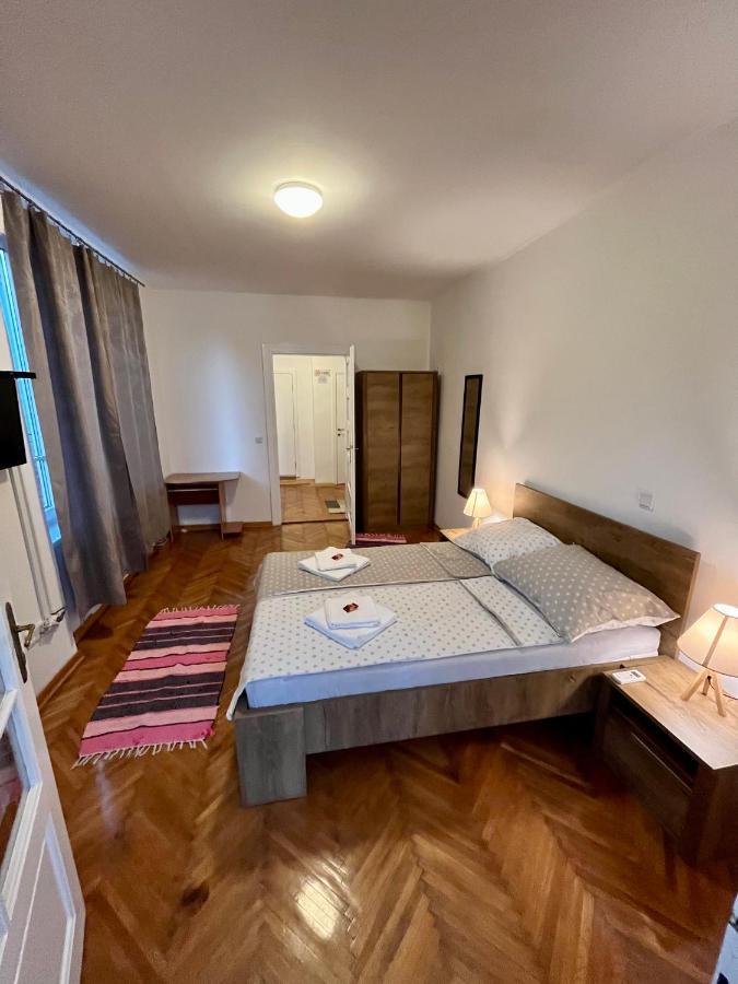 Apartmani Grand Market Sarajevo Eksteriør billede